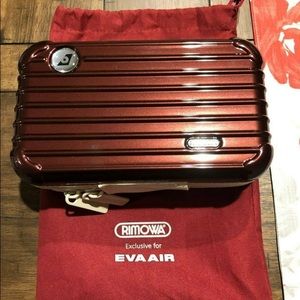 RIMOWA x EVA Air Travel Amenity Kit